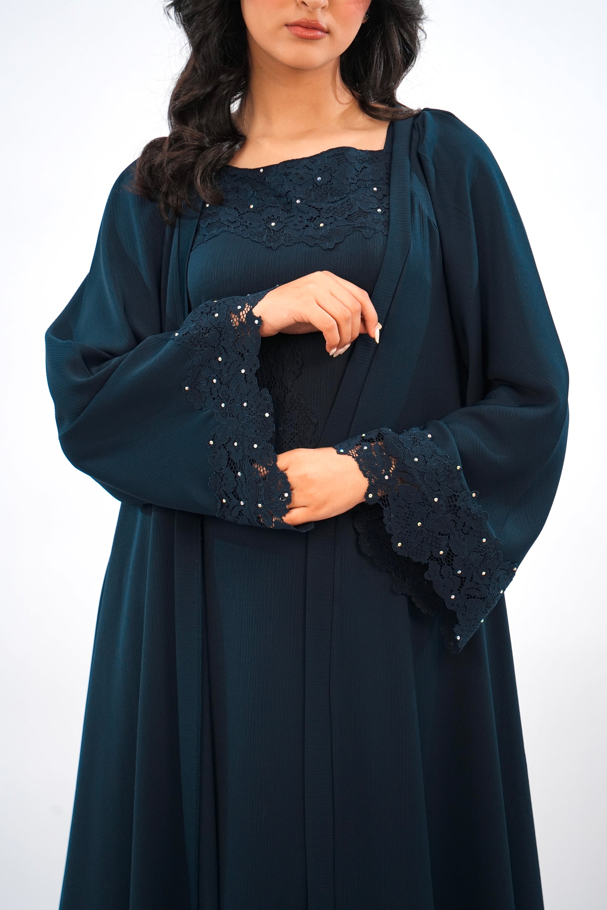 AMEERA - Abaya en 2 pièces avec foulard
