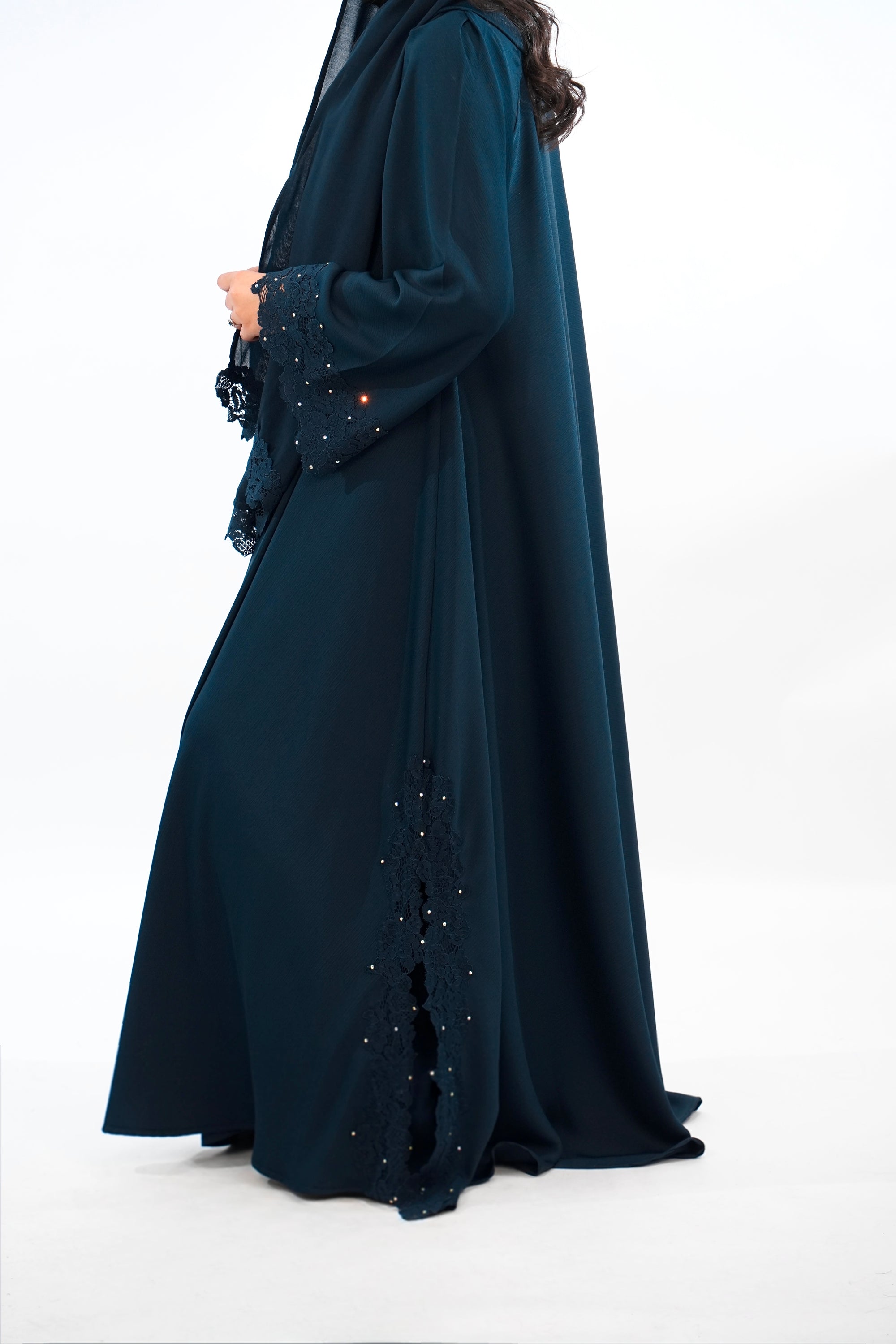 AMEERA - Abaya en 2 pièces avec foulard