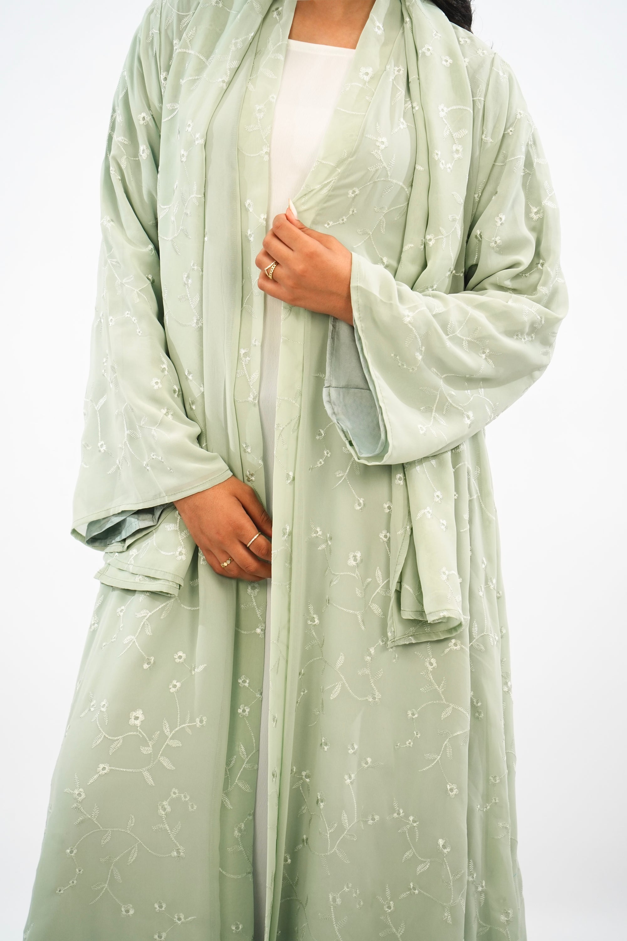 PISTACIA - Abaya avec foulard