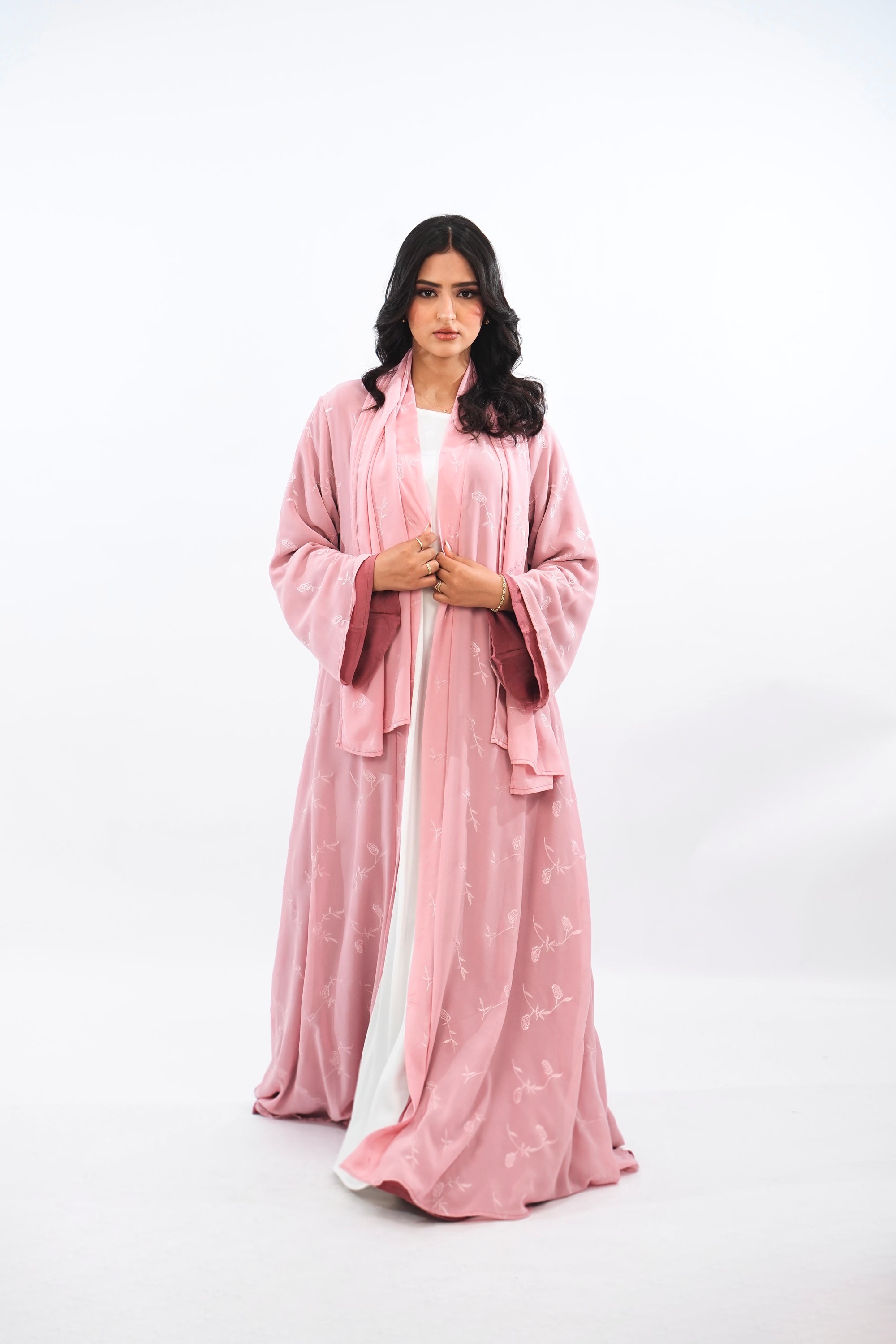 ROSE - Abaya avec foulard