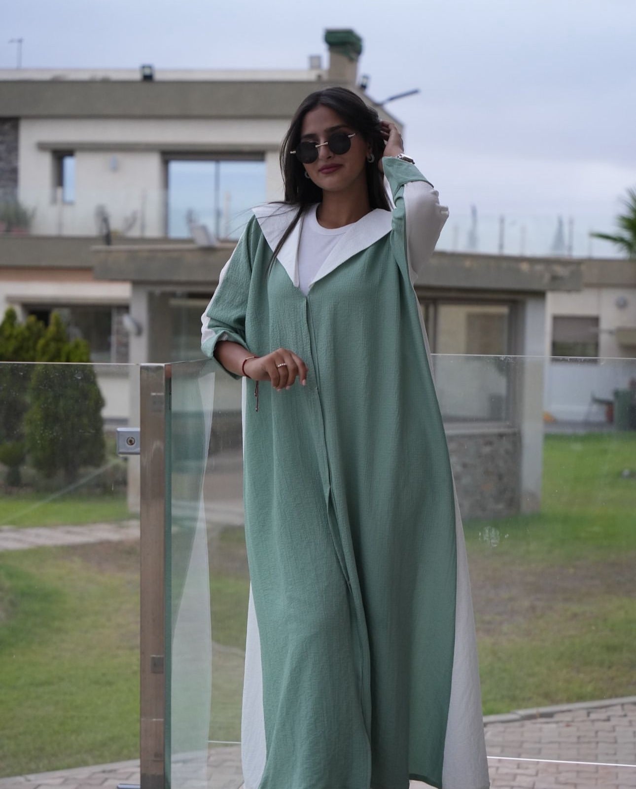 Serene abaya