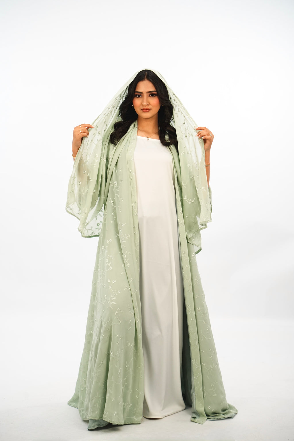 PISTACIA - Abaya avec foulard