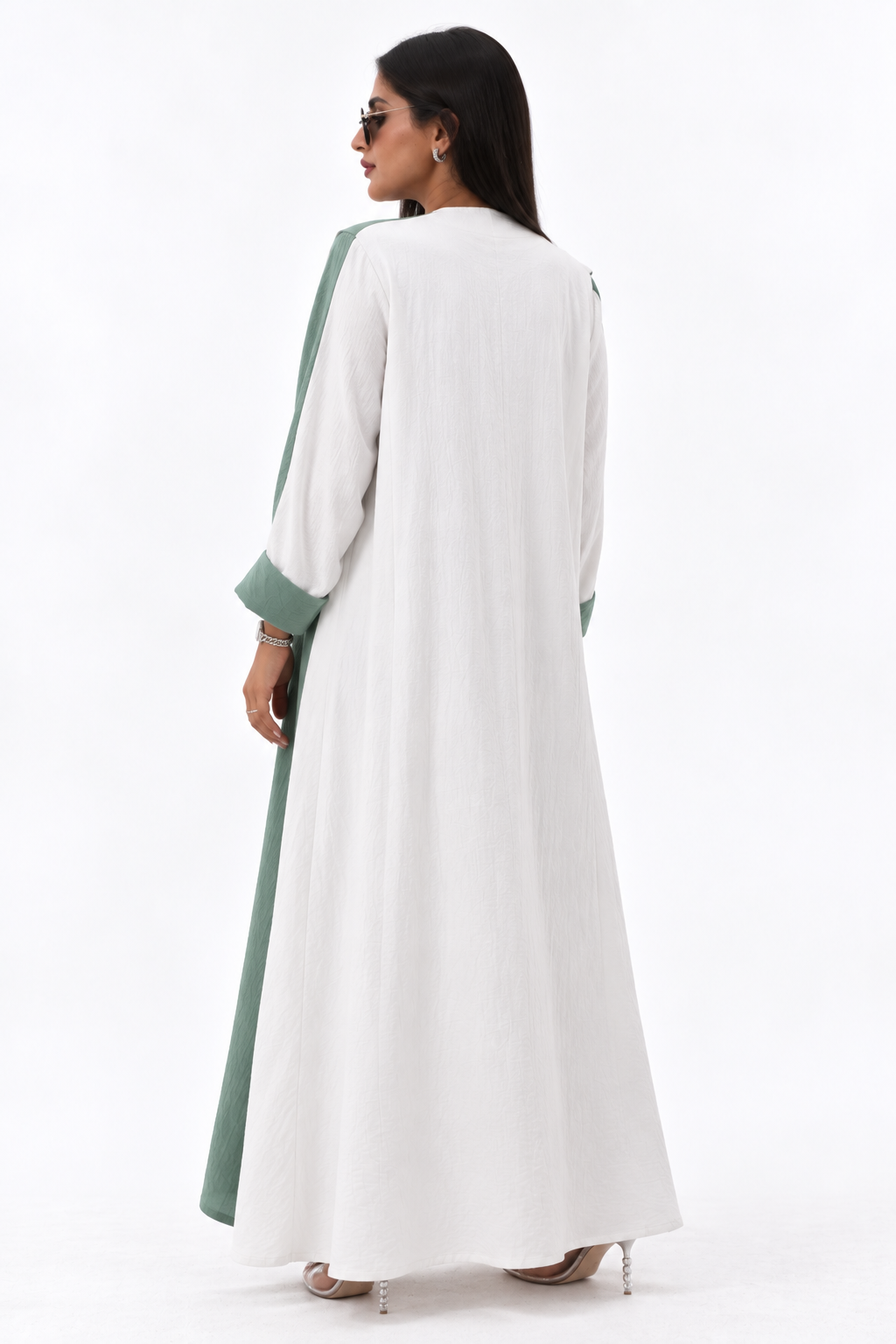 SERENE - Abaya avec foulard