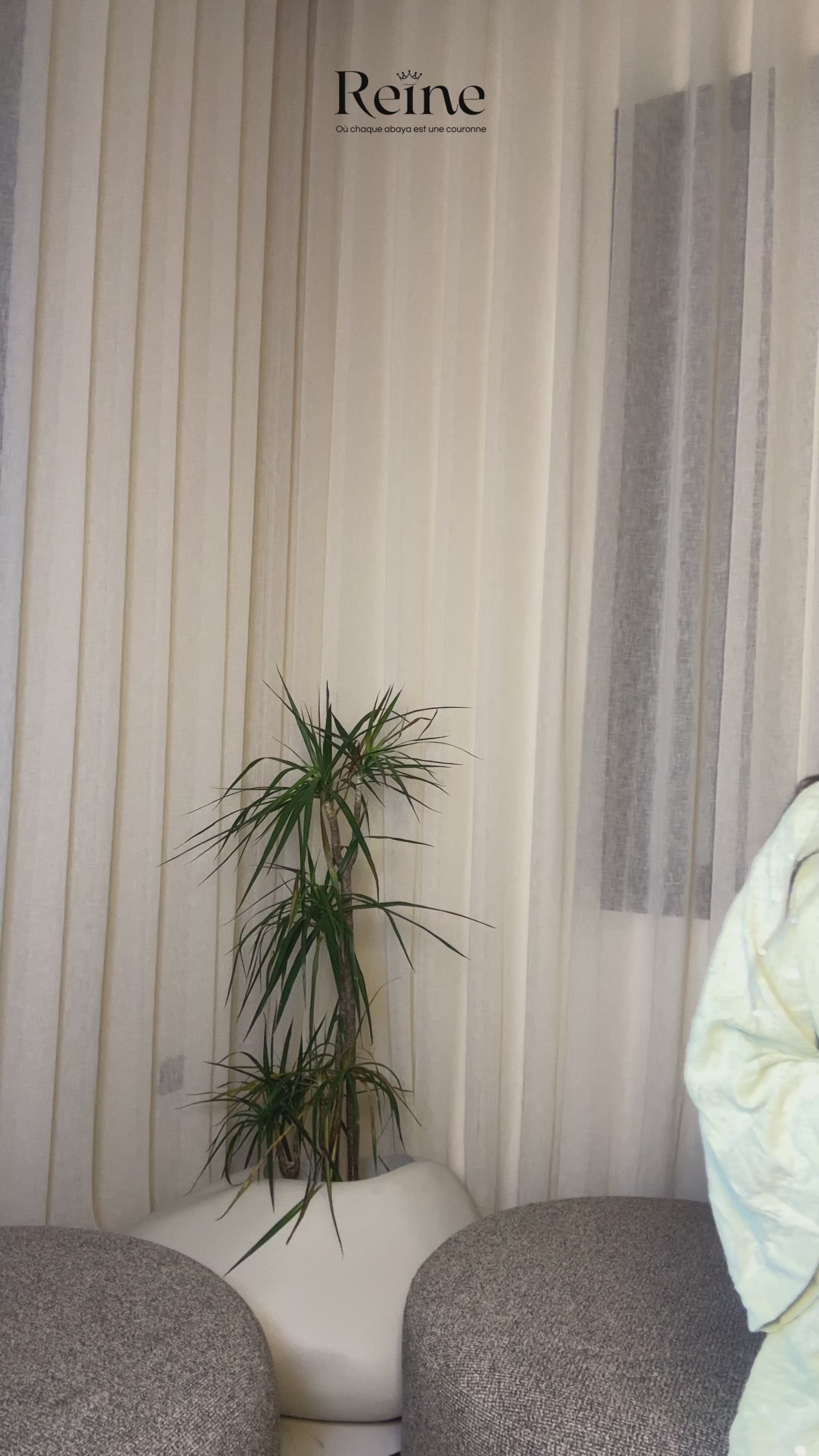 Pistacia - Abaya avec foulard